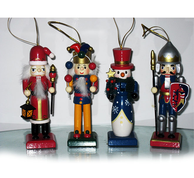 RD06003 6 inch nutcracker