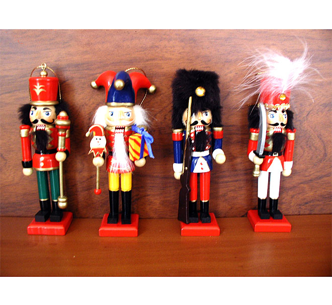 RD06004 6 inch nutcracker